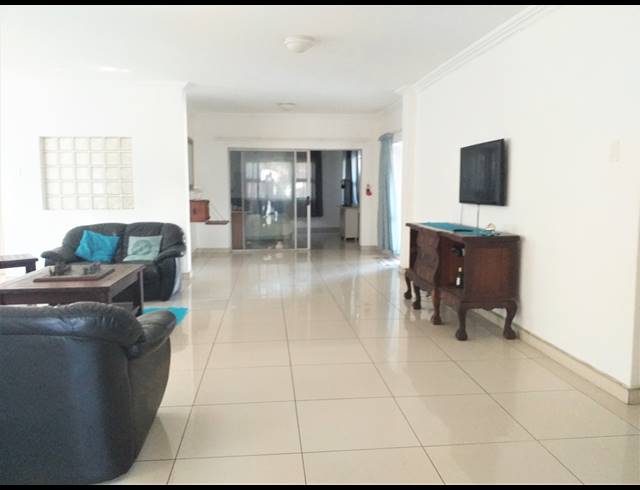 3 BEDROOM APARTMENT RENTED IN ATHLONE PARK